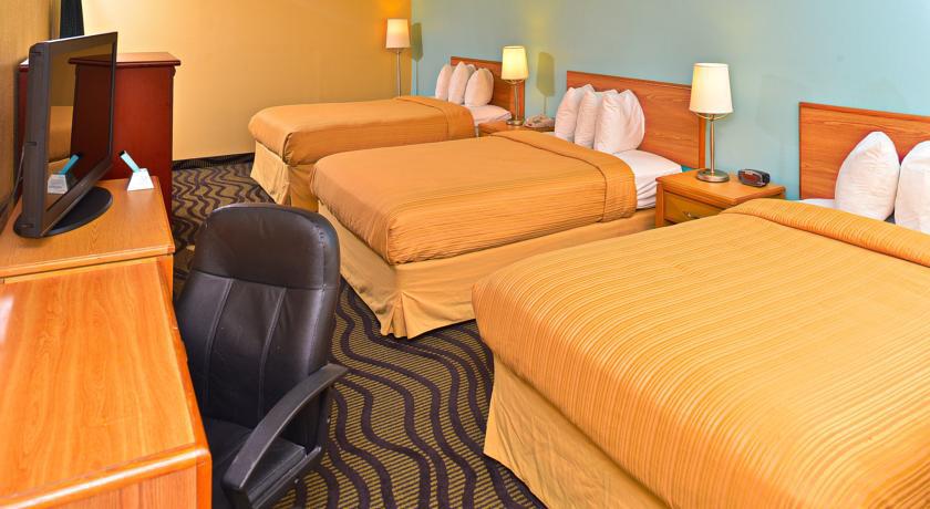 Quality Inn Darien-North Brunswick Extérieur photo